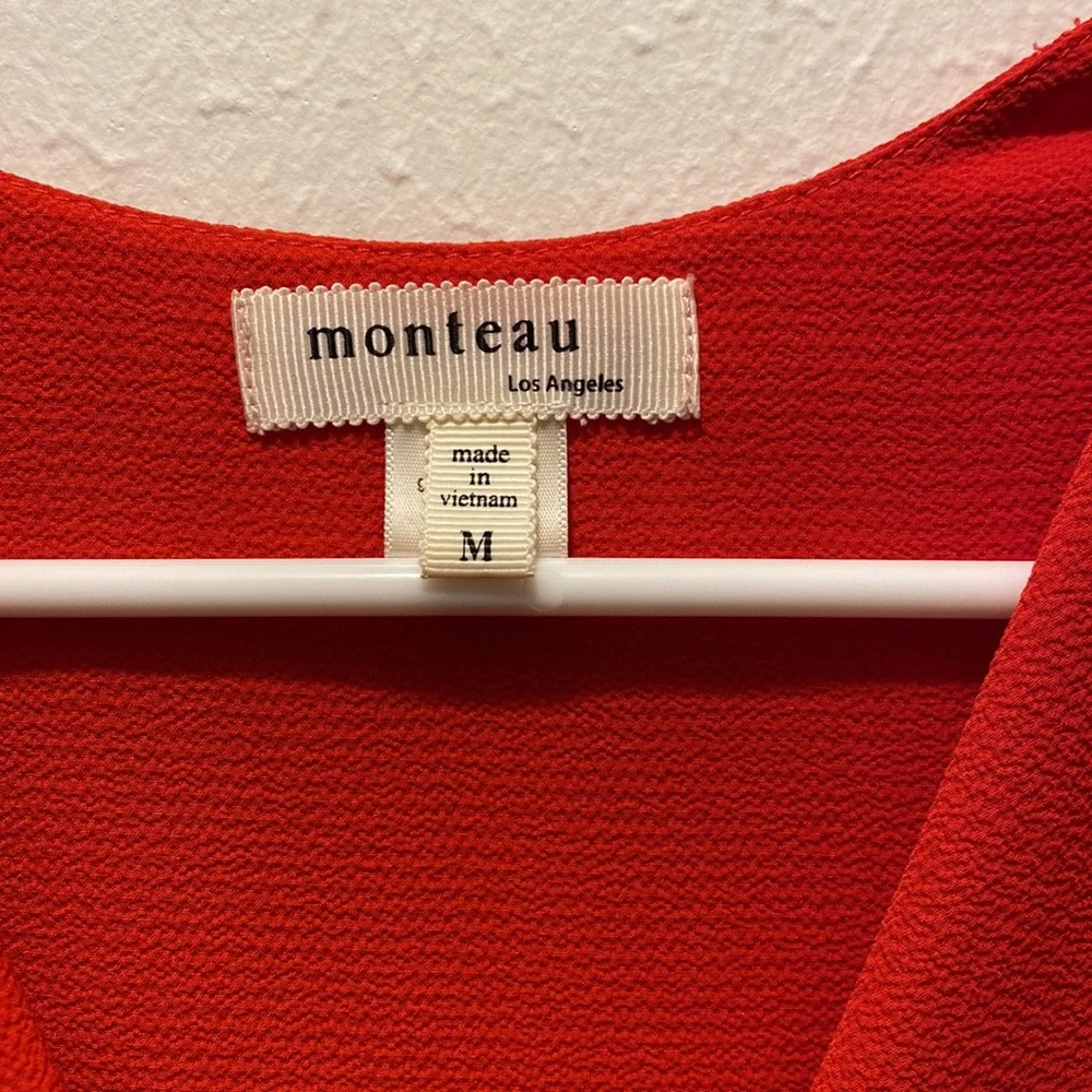 Red blouse - Picture 2 of 4